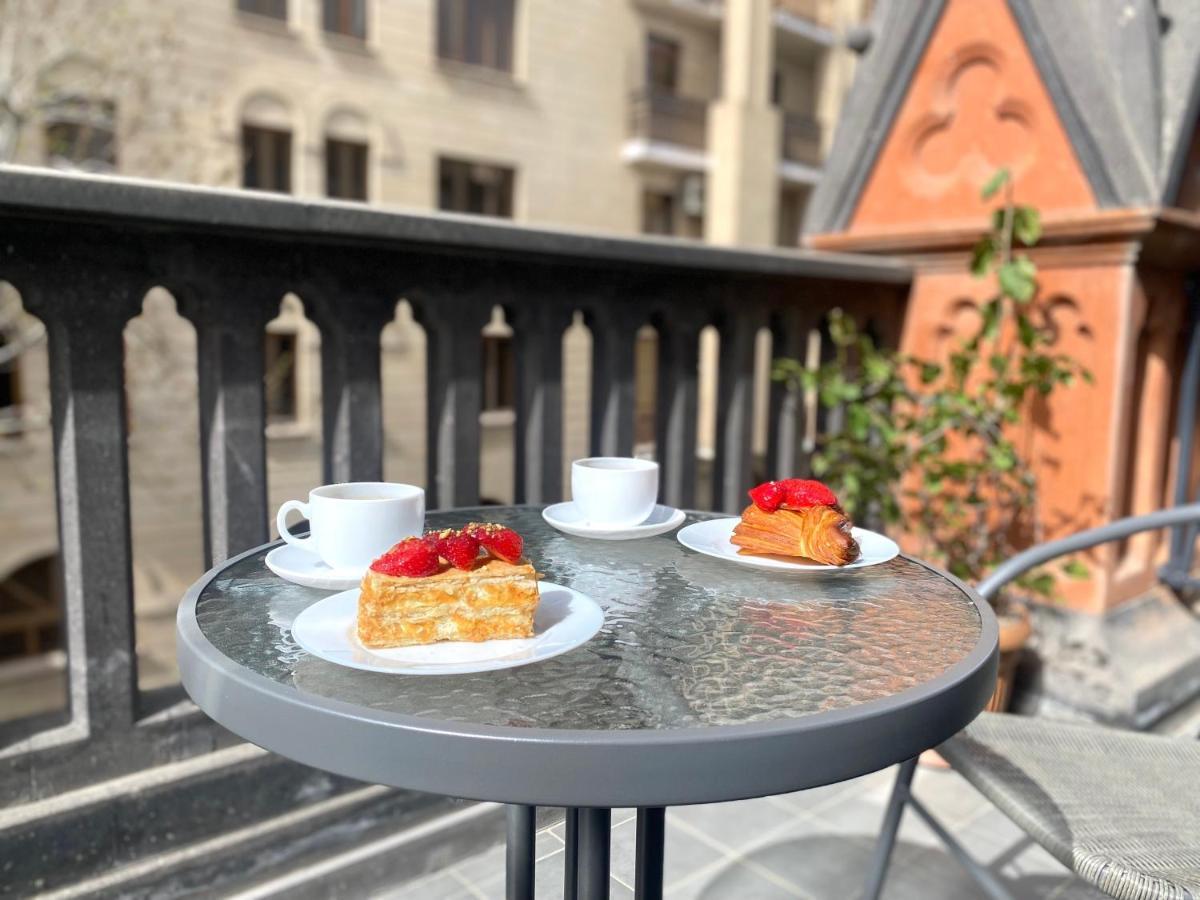 Heart Of Yerevan - City Center Luxury Apartments Kültér fotó