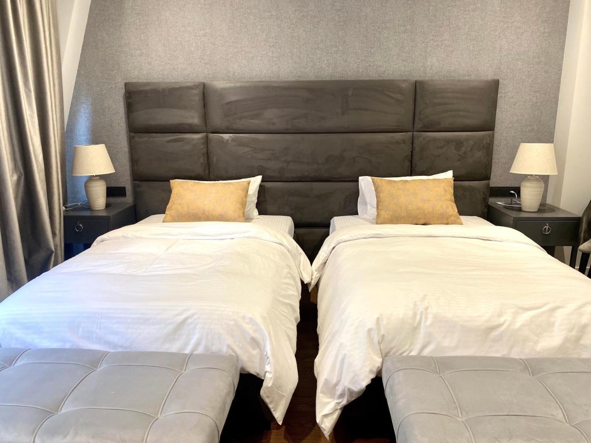 Heart Of Yerevan - City Center Luxury Apartments Kültér fotó
