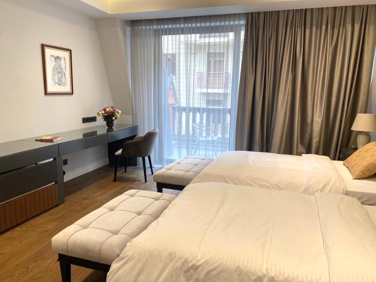 Heart Of Yerevan - City Center Luxury Apartments Kültér fotó
